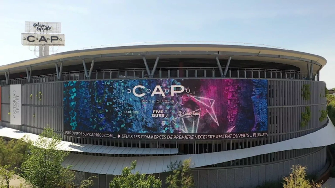 C. C. Cap 3000